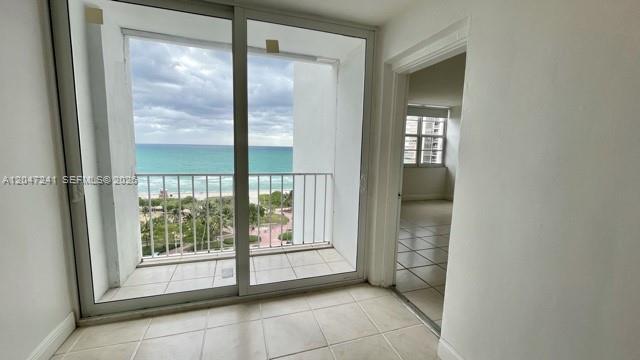 Building Photo - 6450 Collins Ave
