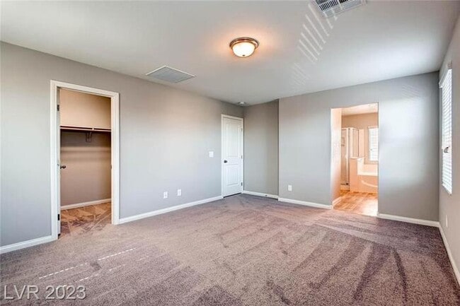 Building Photo - Beautiful 3 Bedroom Home For Rent