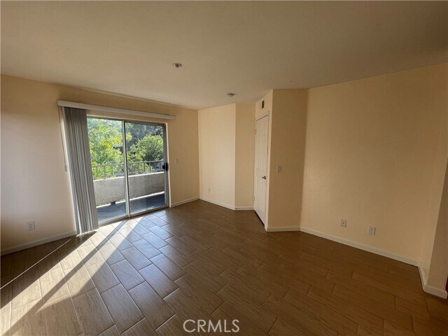 Building Photo - 1965 Las Colinas Cir