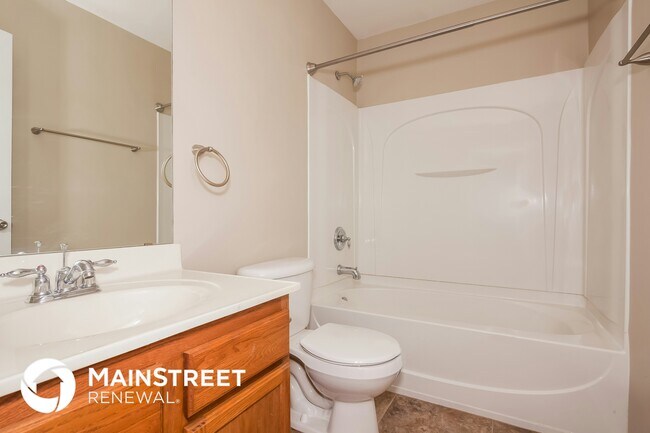 Building Photo - 2028 Quill Ct