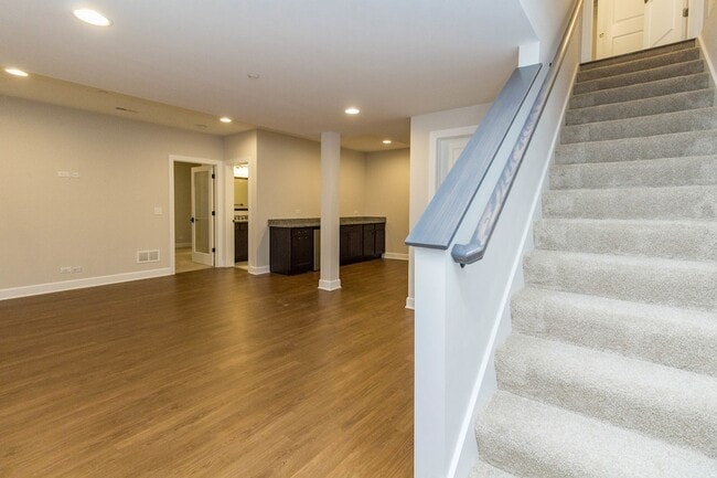 Building Photo - 10727 Clock Tower Dr