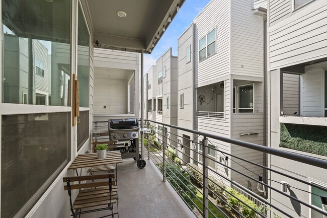 Building Photo - 1739 Eado Point Ln