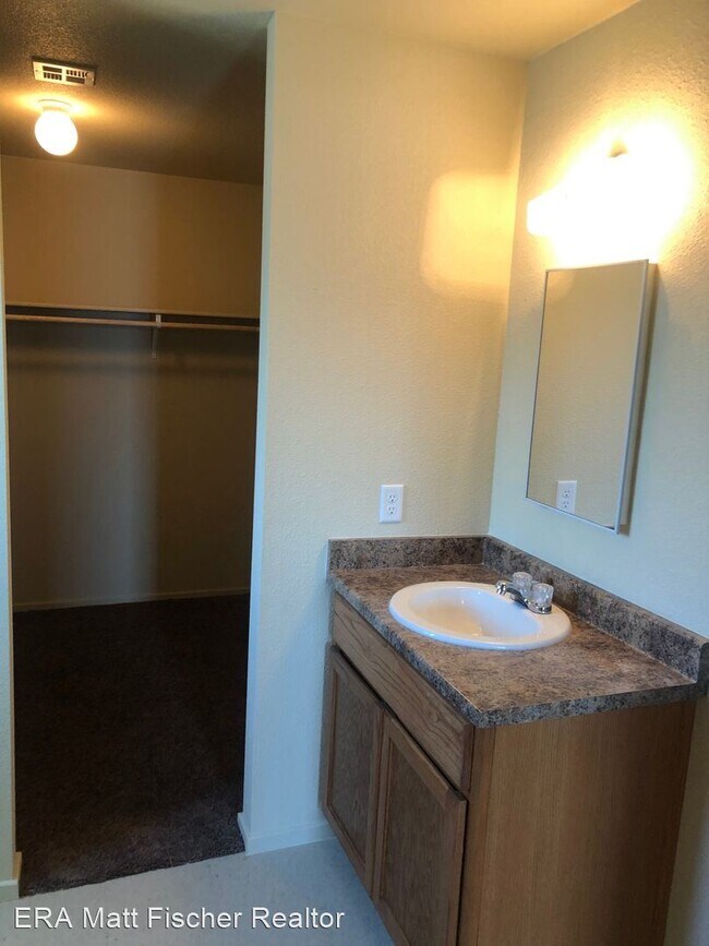 Building Photo - 4 br, 2 bath House - 3678 S Joshua Way