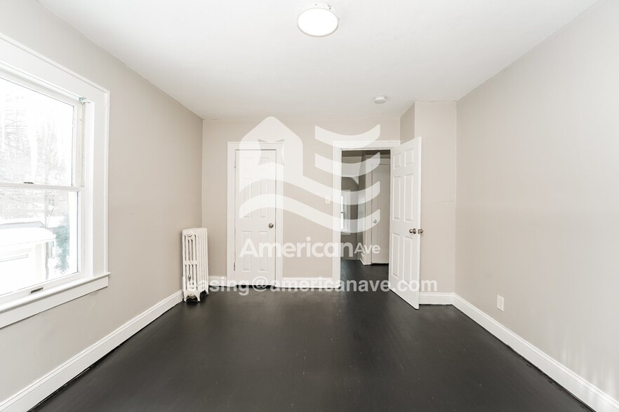 Building Photo - 3916 Orchard Rd