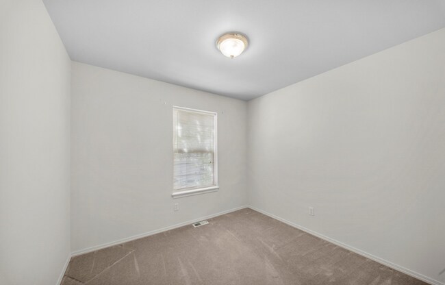 Building Photo - 312 G St SW
