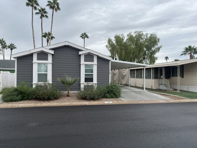 Building Photo - 201 S Greenfield Rd