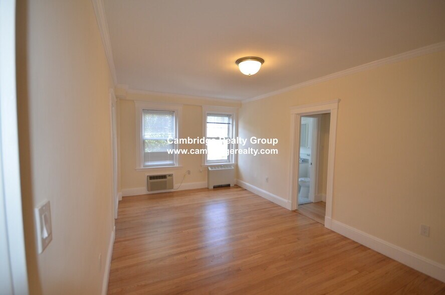 Building Photo - 30 Chauncy St