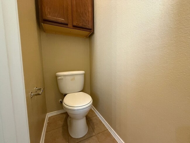 Building Photo - 2539 Red Fern Dr