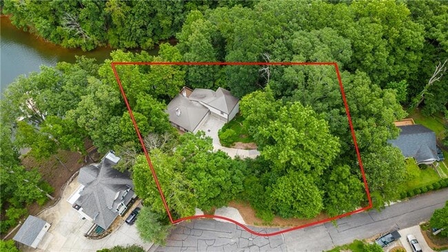 Building Photo - 3346 Cove Overlook Rd