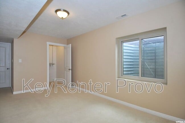 Building Photo - 3891 E Cunninghill Dr