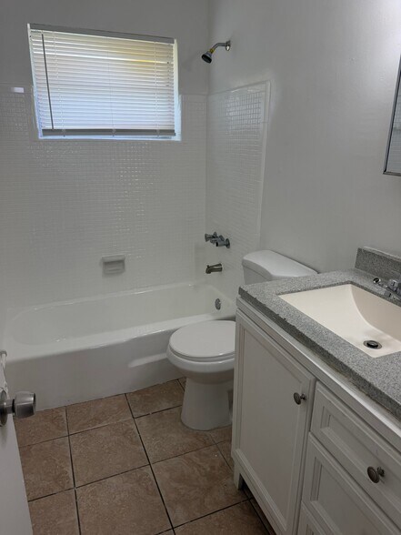 Building Photo - 3701 SW 59th Terrace
