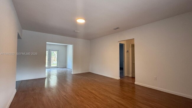 Building Photo - 4765 N Miami Ave