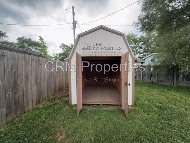Building Photo - 1010 Chippewa Ln