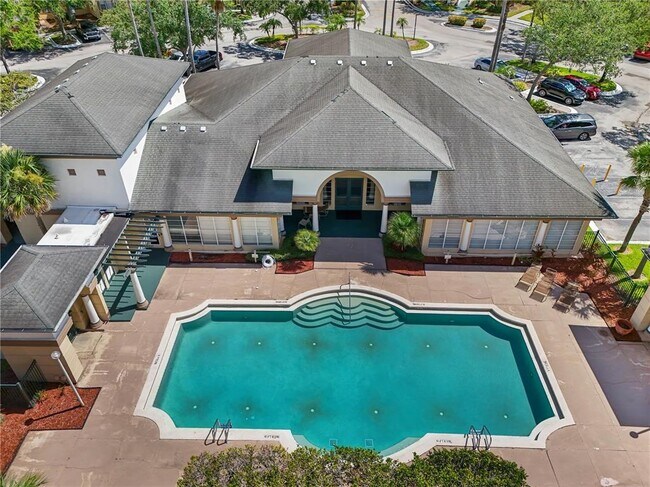 Building Photo - 17104 Carrington Park Dr
