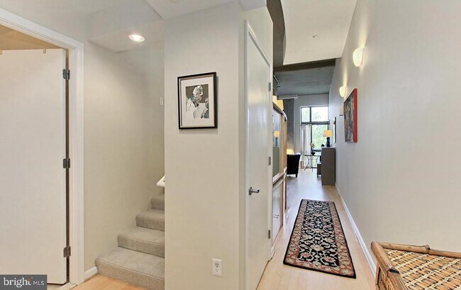 Building Photo - 2720 S Arlington Mill Dr