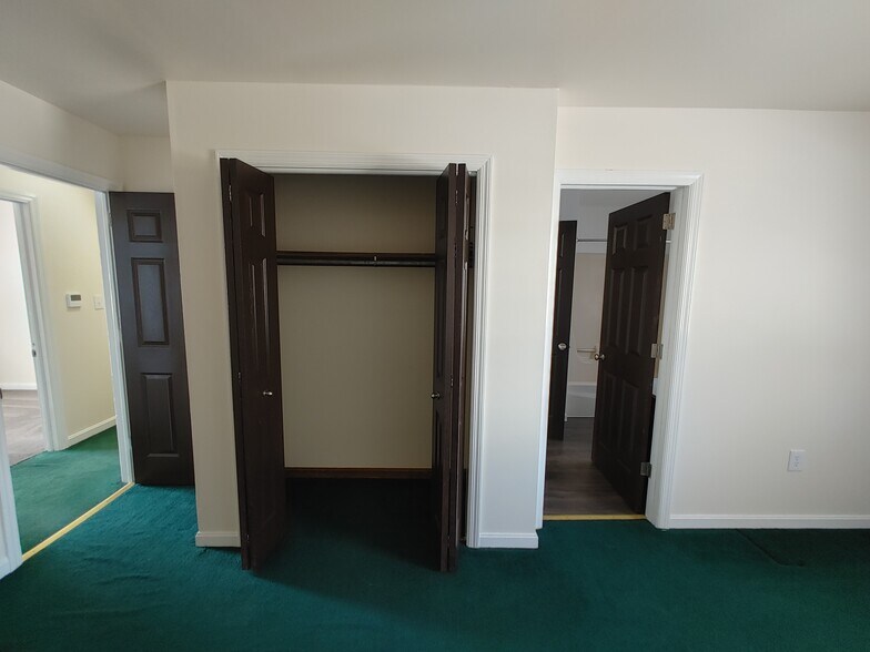 Master - 110 Froelich Ave