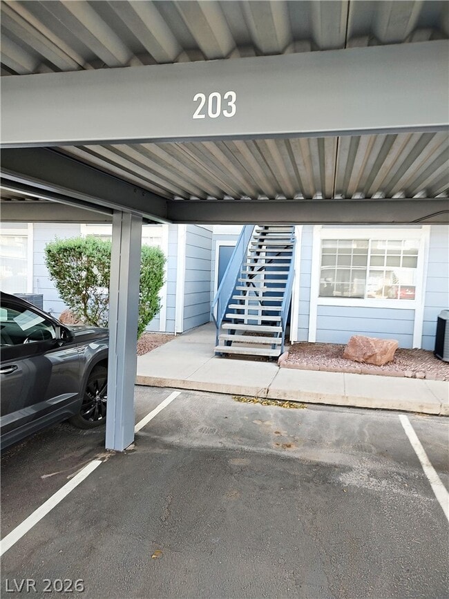 Building Photo - 5350 Rod Ct