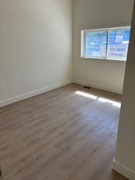 Building Photo - 322 White Horse Pike