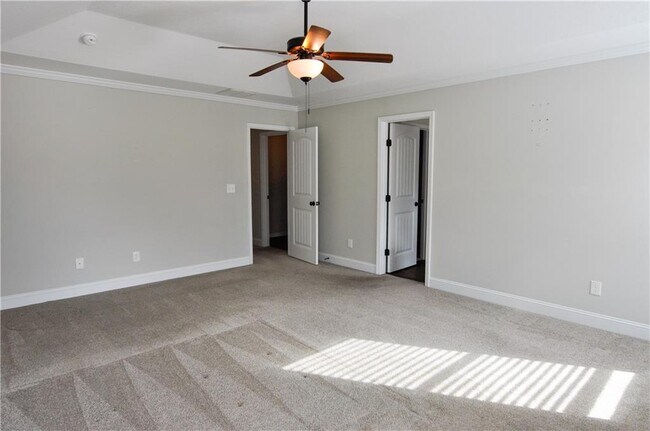 Building Photo - 691 River Mist Cir