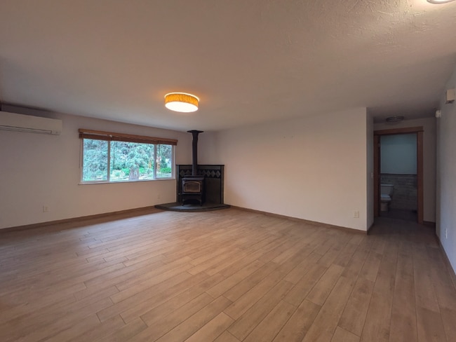 Building Photo - 20952 Desert Wood Dr