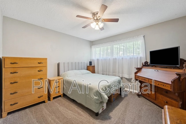 Building Photo - 1917 N Edgemoor St