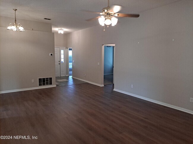 Building Photo - 11786 Lanier Creek Dr
