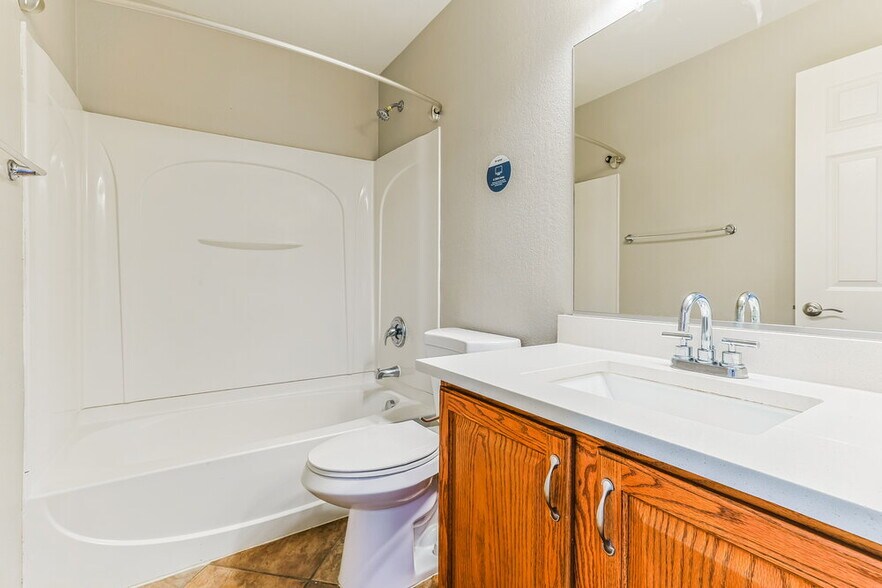 Building Photo - 4148 E Stratford Pl