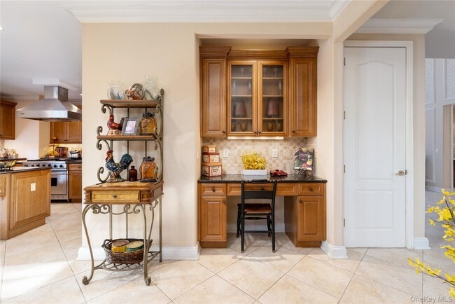 Building Photo - 19 Hamlet Woods Dr