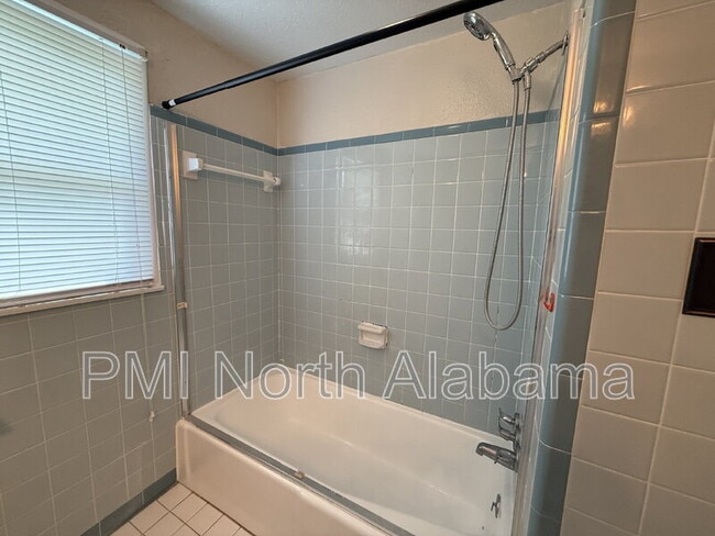 Building Photo - 2460 Ready Section Rd