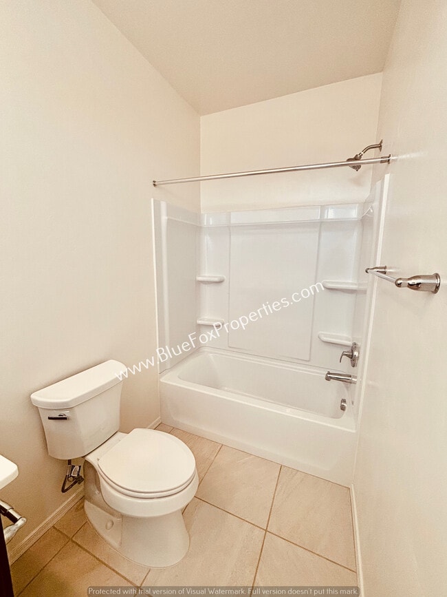 Building Photo - 12612 N Krista Ave