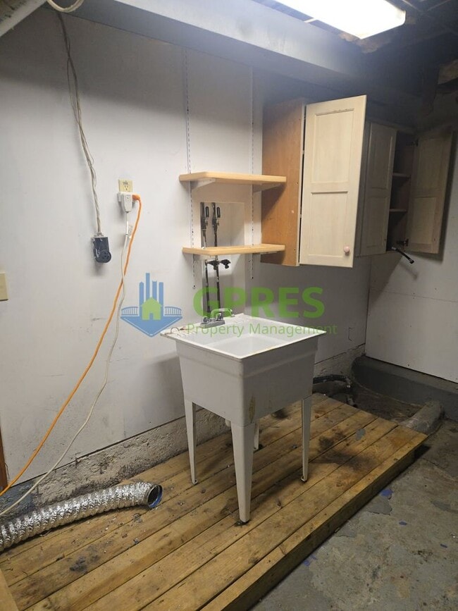 Building Photo - 159-161 Freeport Rd