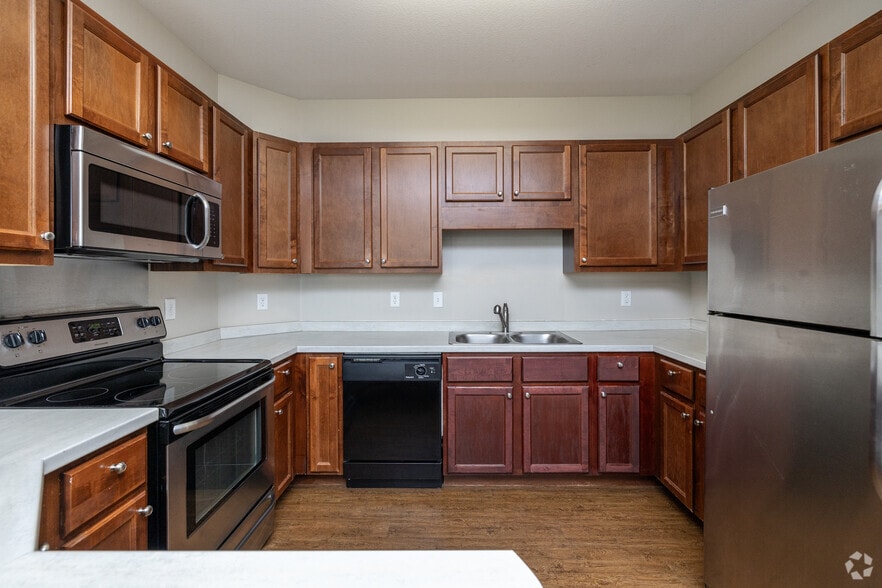 Primary Photo - Eagle Crest Apartments