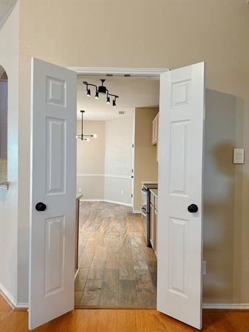 Building Photo - 2204 Starleaf Pl