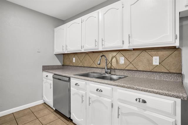Building Photo - 5613 Truitt St