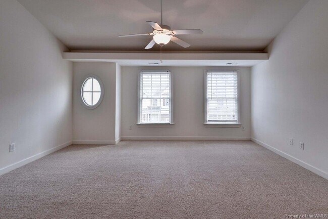 Building Photo - 104 Chanticleer Ct