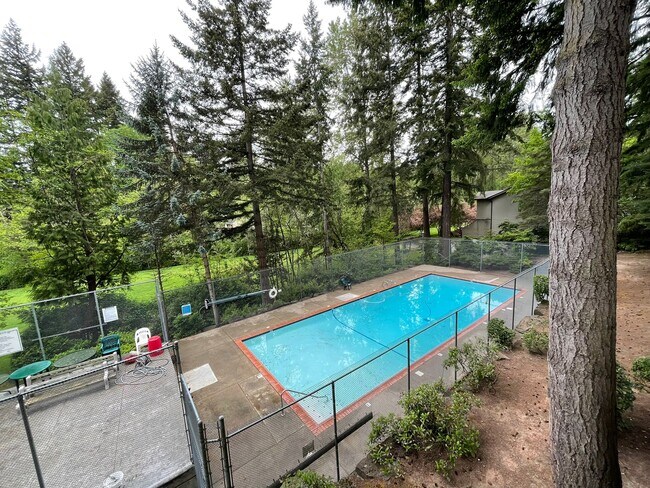 Building Photo - 12107 NE 149th St