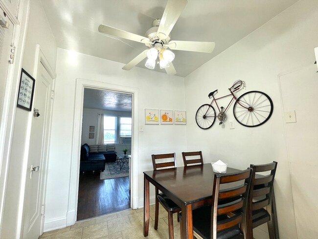 Building Photo - 6653 Berthold Ave