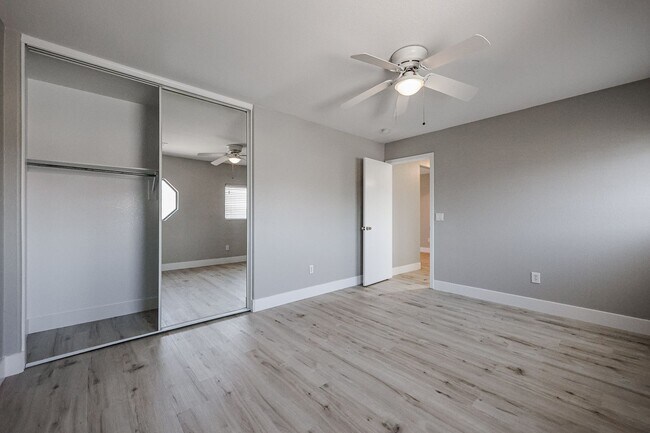 Building Photo - COMING SOON !! Amazing 5 bedrooms and bathrooms in one of the best school districts!