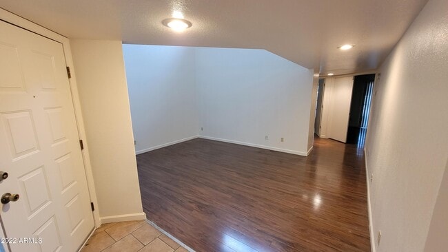 Building Photo - 9201 N 47th Dr