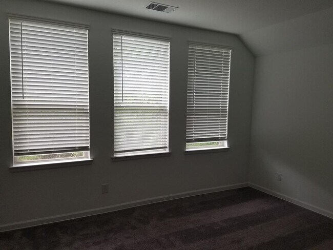 Building Photo - 535 Bristol Tide Ct