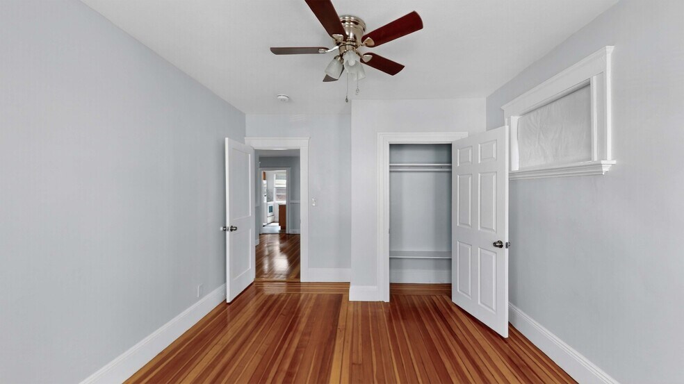 Building Photo - 6 Ropes St