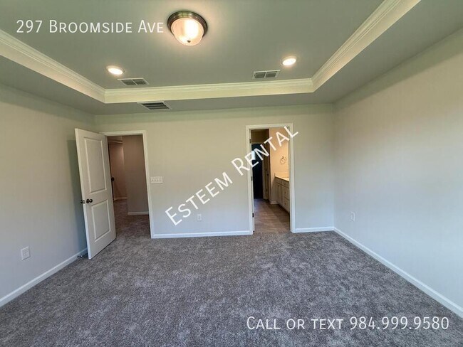 Building Photo - 297 Broomside Ave