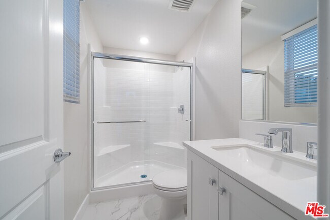 Building Photo - 3015 Tallahassee Ln