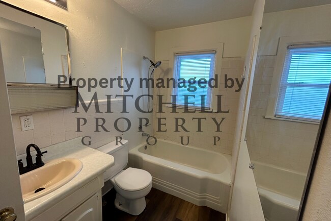 Building Photo - Welcom to 4017 S. Hughes! 2 bedroom, 1 Bat...
