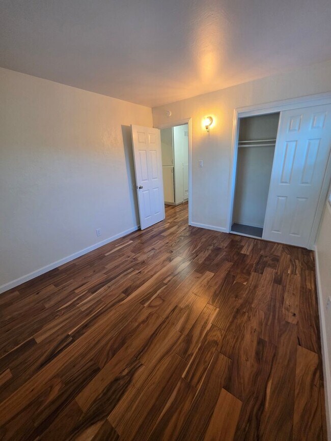 Building Photo - Endearing 4/2 Top of the Line Remodel in Concord's Canterbury Neighborhood