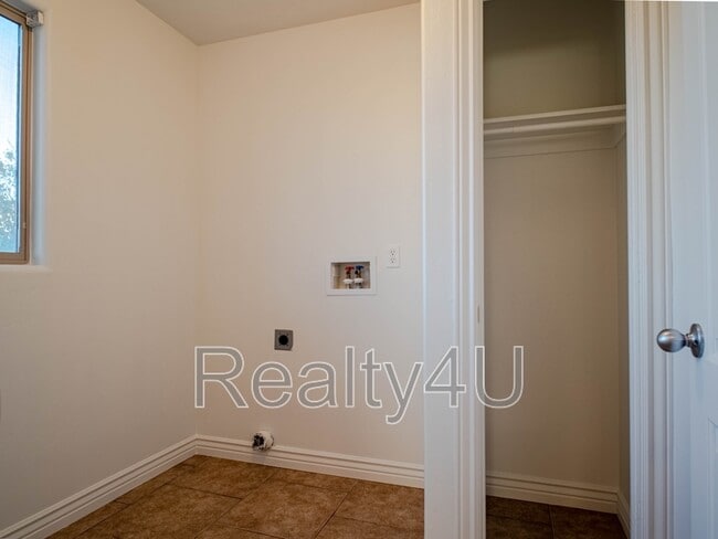 Building Photo - 13341 Copper Park Dr