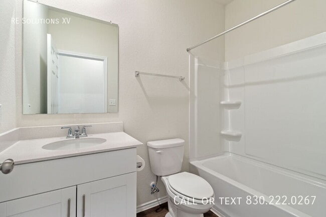 Building Photo - 10243 Band Wagon