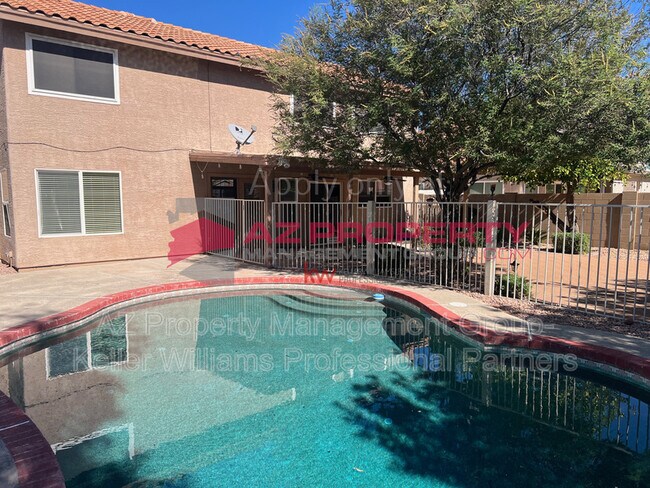 Building Photo - 4553 E Desert Cactus St