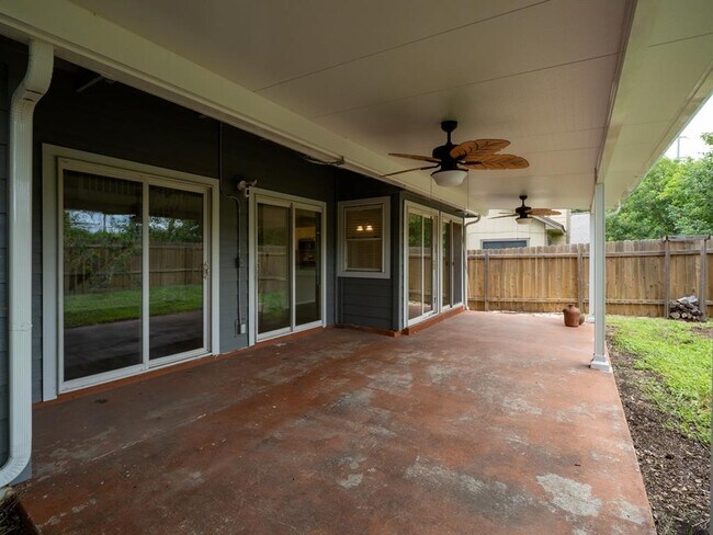 Building Photo - 6307 Avery Island Ave