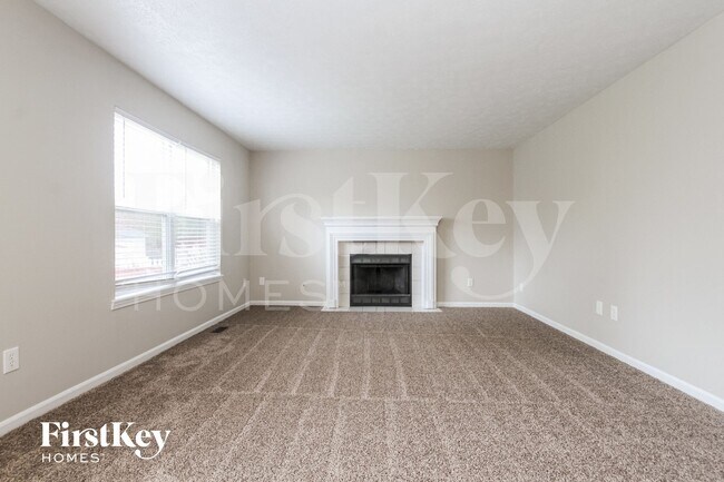 Building Photo - 12819 Sinclair Pl